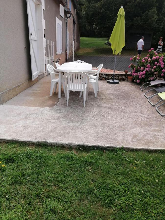 Gite En Brenne Les Chenes Merigny Екстериор снимка